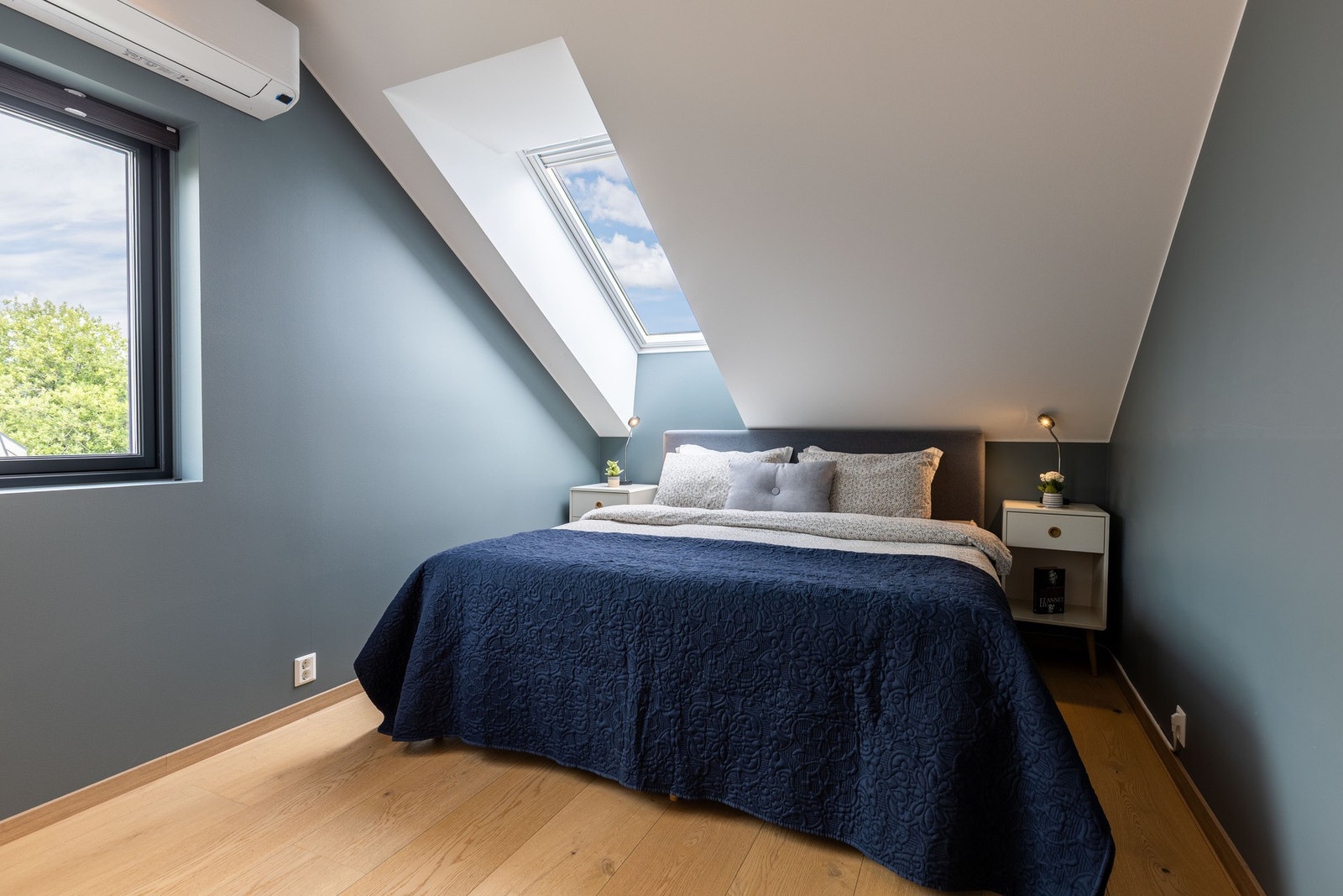 Soverommet er utstyrt med egen varmepumpedel/aircondition for optimal temperatur hele året Galleribilde