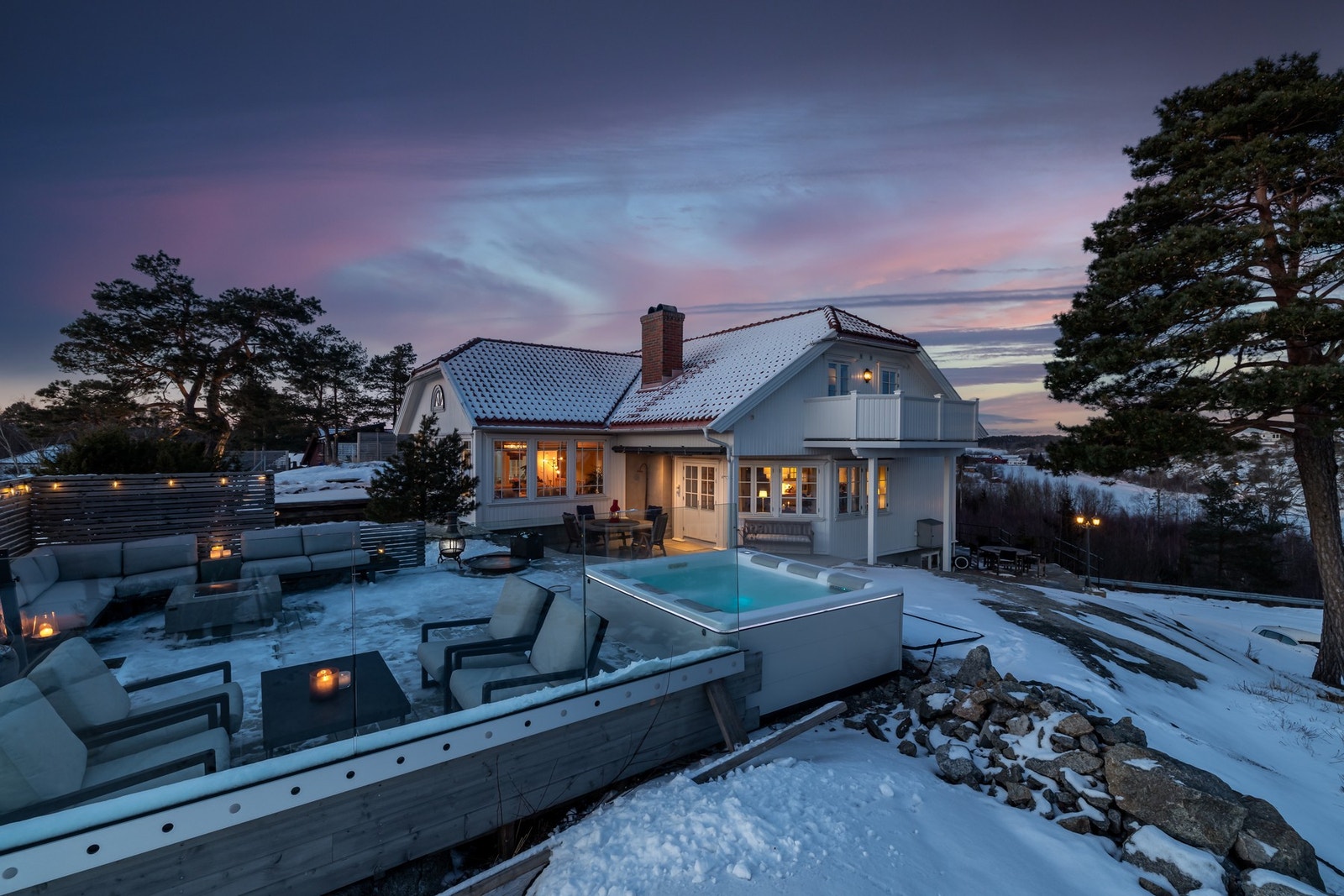 Leinæs & Partners v/ Tori Fremmerlid Glasø har gleden av å presentere Tømmeråsen 24!
Foto: Tony Rene Asmyhr Galleribilde