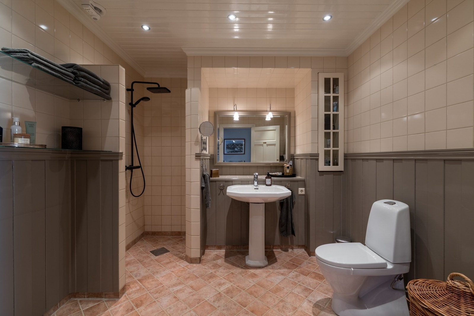 Badet i 1.etasje. Galleribilde