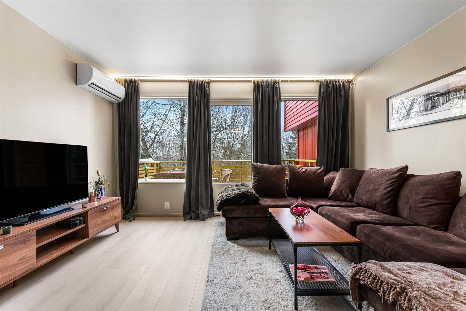 Velkommen til Haugerudhagan 19E - Presentert av lokalmegler Temoor Sikander i DNB Eiendom Galleribilde