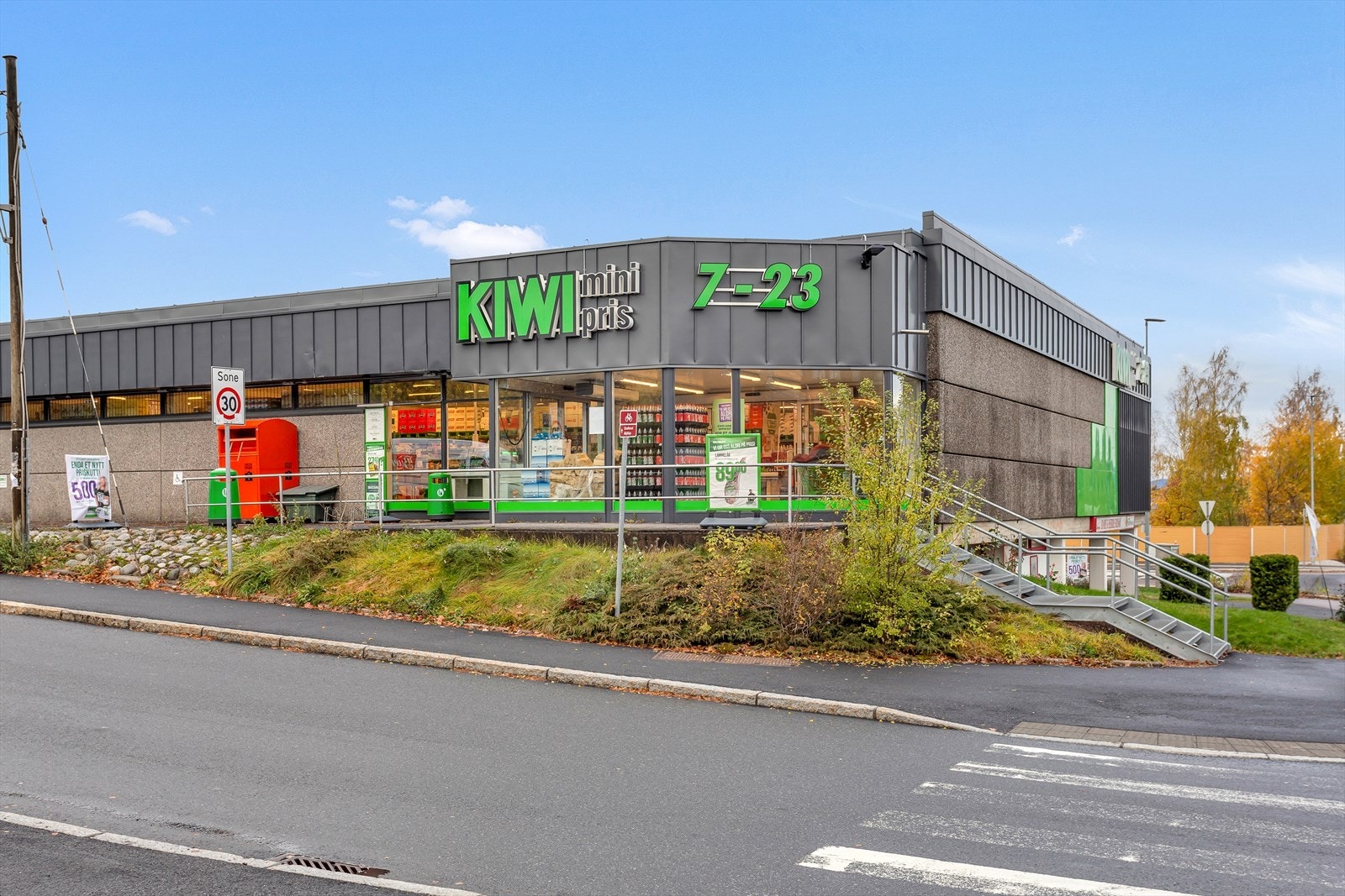 Lokale Kiwi på Hellerud ligger en kort spasèrtur unna. Galleribilde