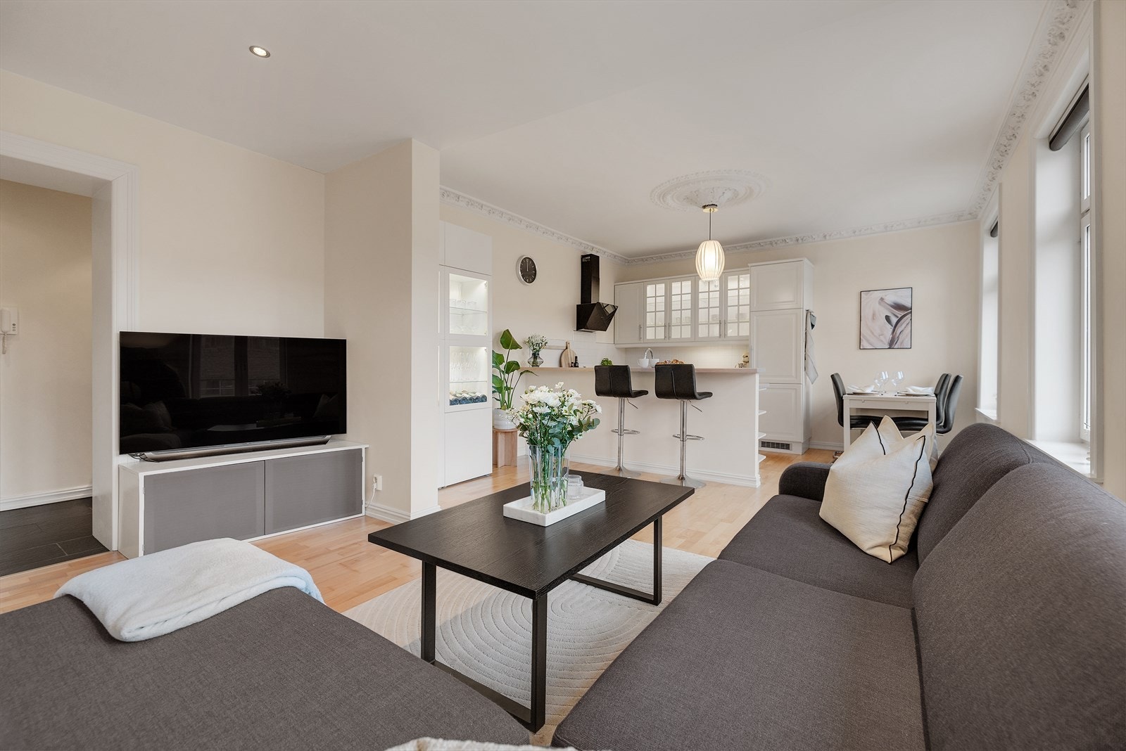 Velkommen til Maridalsveien 30B, en hyggelig 3-roms rett på nedsiden av St. Hanshaugen. Galleribilde