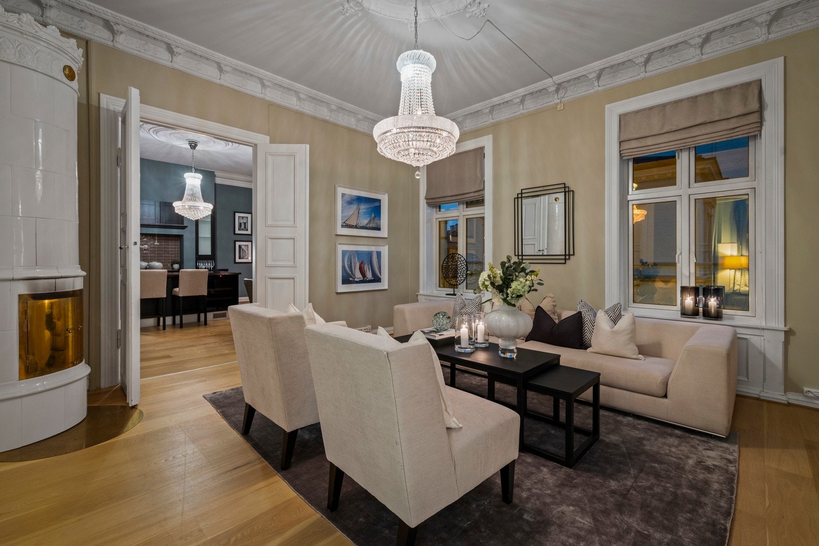 Vi ser tydelig hvordan fargevalgene skaper ro og eleganse. Galleribilde