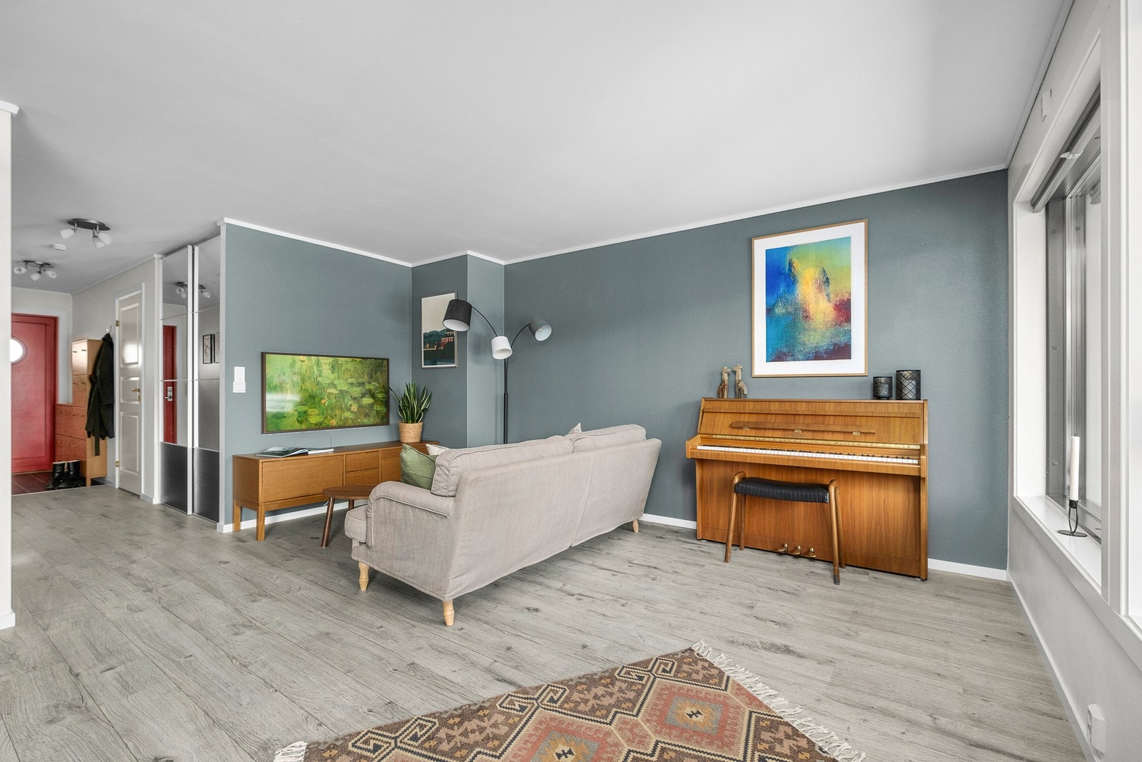 Den gode planløsningen gjør det enkelt å møblere etter eget ønske Galleribilde