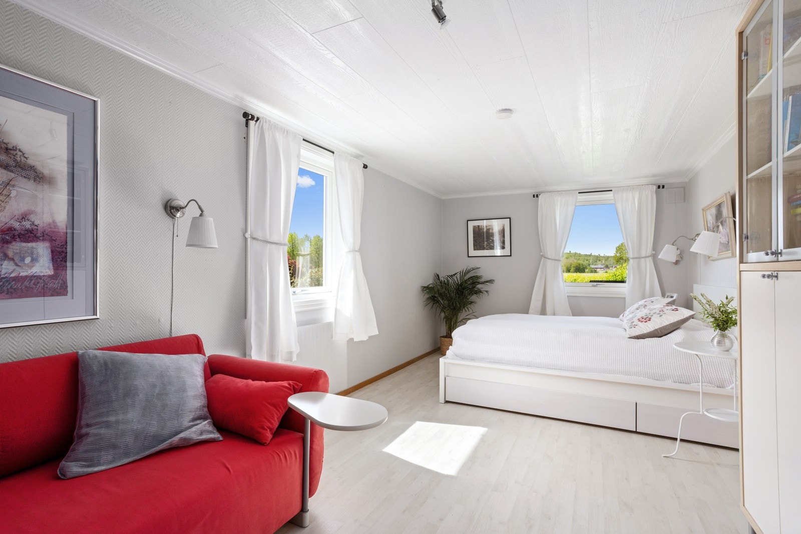 Soverom nr. II. Galleribilde