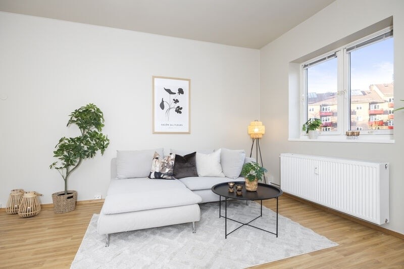Alle bilder er fra annonser fra når jeg kjøpte leiligheten, jeg har planer om å innrede annerledes samt male hele leiligheten Galleribilde