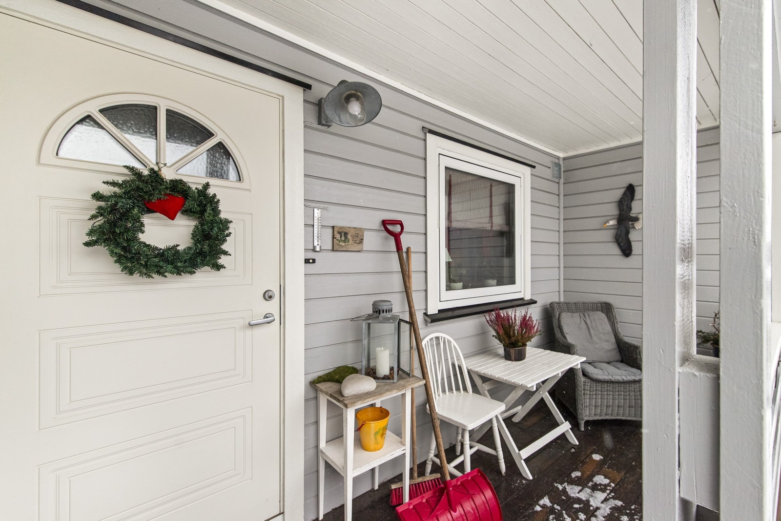 Her kan man nyte en rolig morgen med kaffekoppen Galleribilde