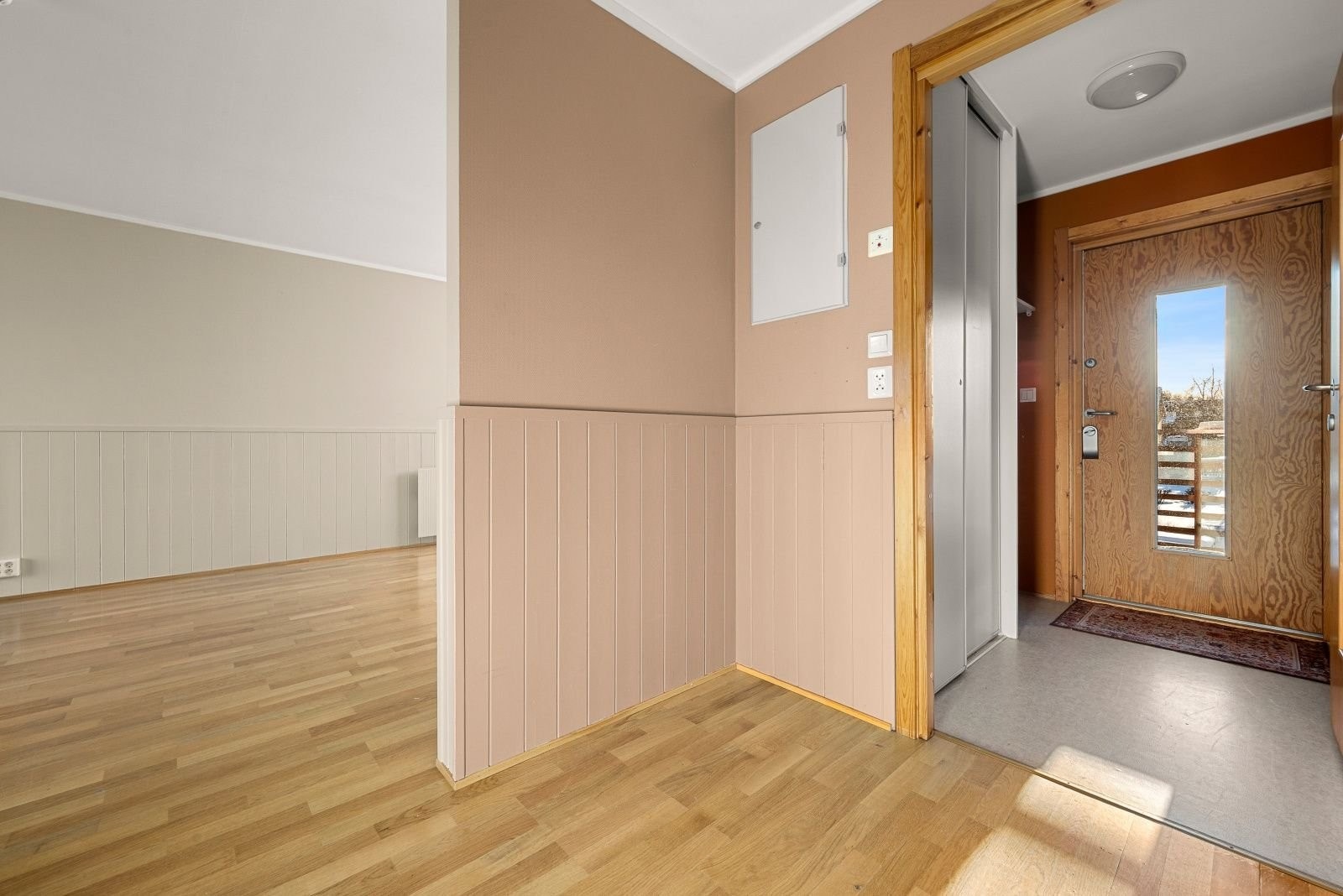 Mellomgang med plass til kommode om ønskelig. Galleribilde