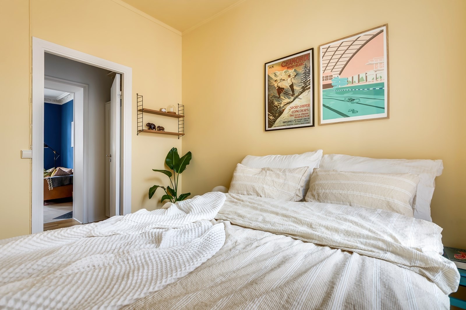 Vegger og tak i dette rommet ble malt i 2025. Galleribilde