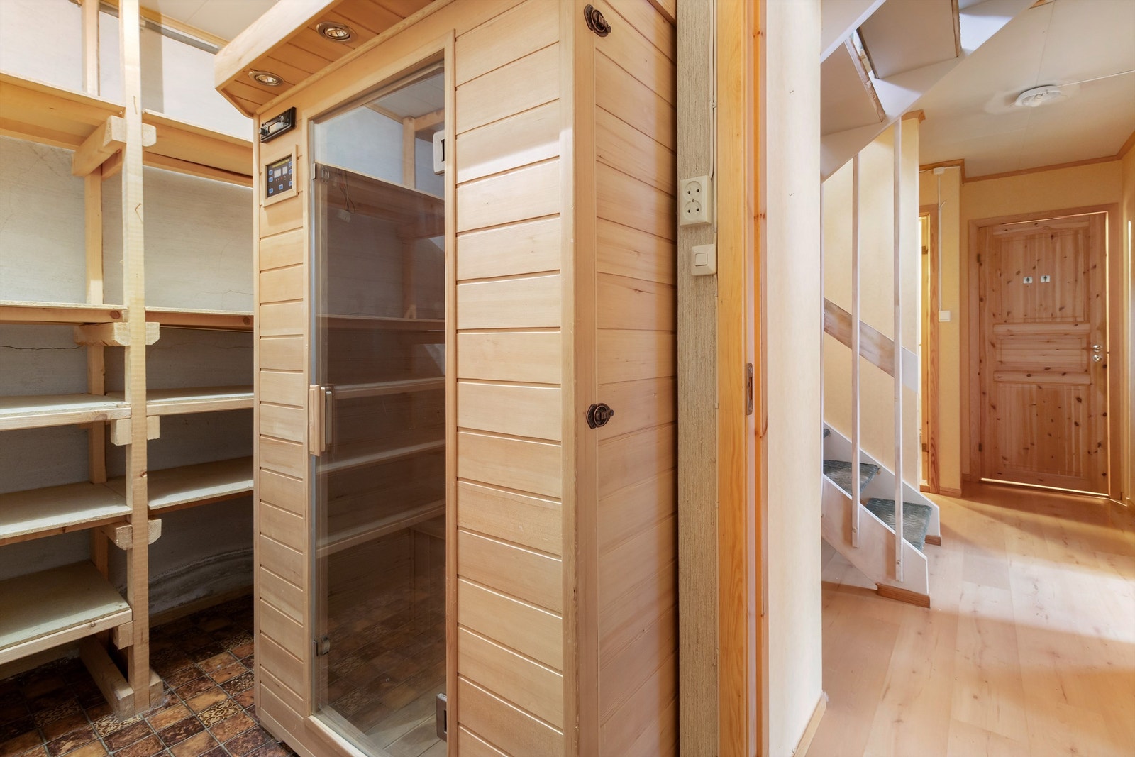 Bod nr. 2 med badstue. Galleribilde