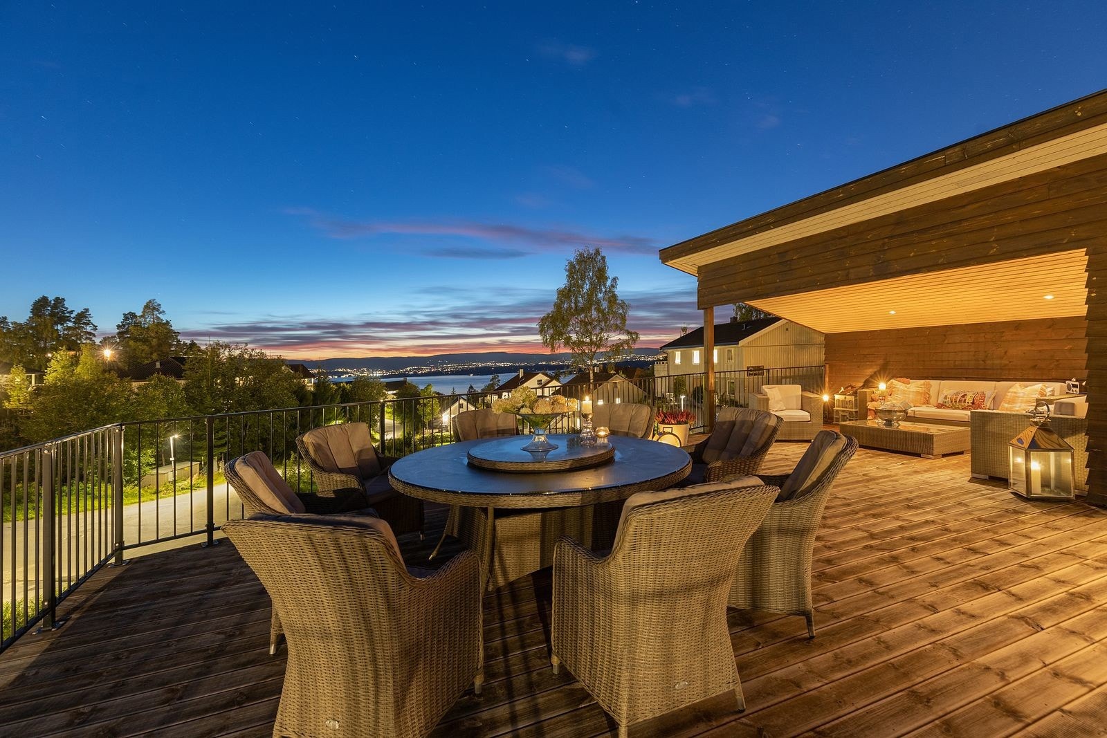 Velkommen til Tømmerbakke vei 30A - Presentert av Anne Elisabeth Naper v/ Privatmegleren Park Galleribilde