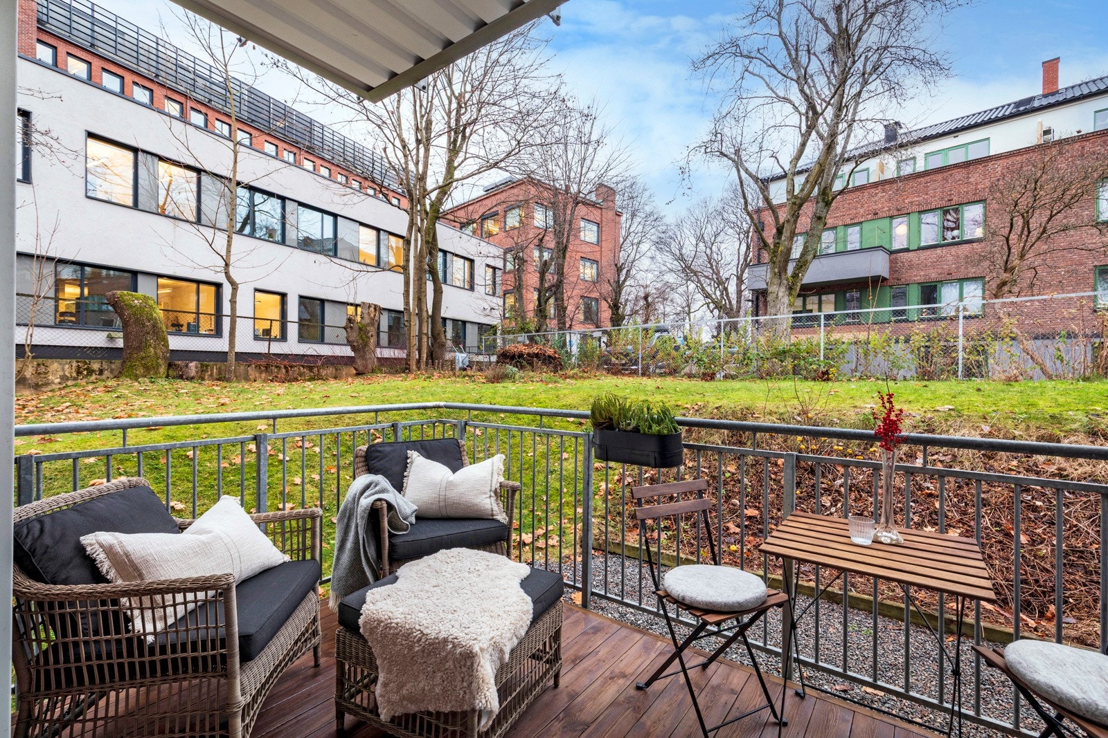 En lys og arealeffektiv 1-roms hjørneleilighet. Galleribilde