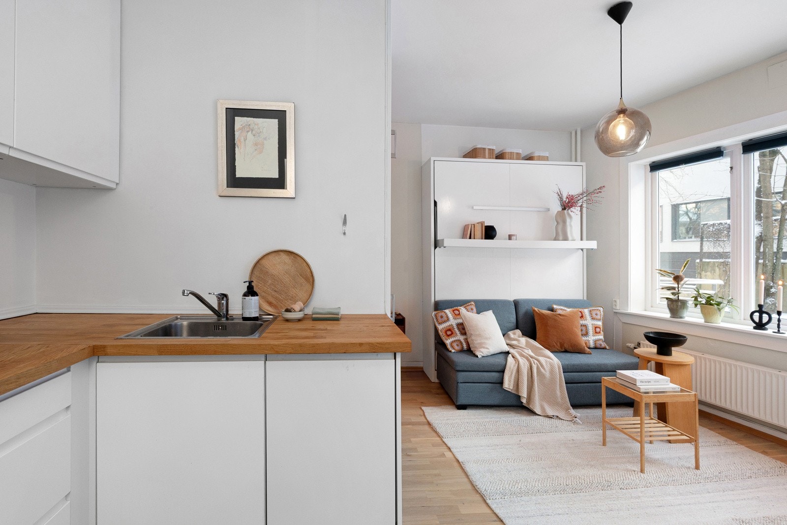 Vegger er nylig malt i en nydelig lys farge. Galleribilde