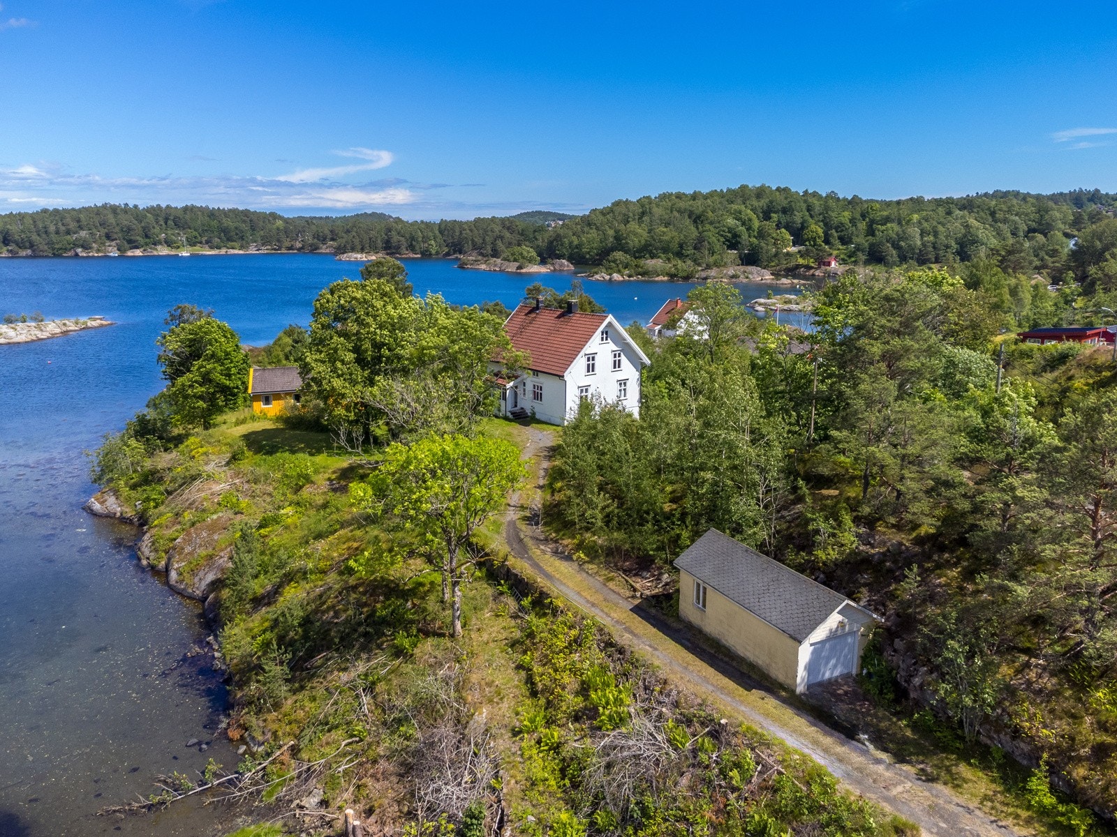 Velkommen til Breivikveien 21 og 23 - Presentert av Phong Thanh Tran Galleribilde