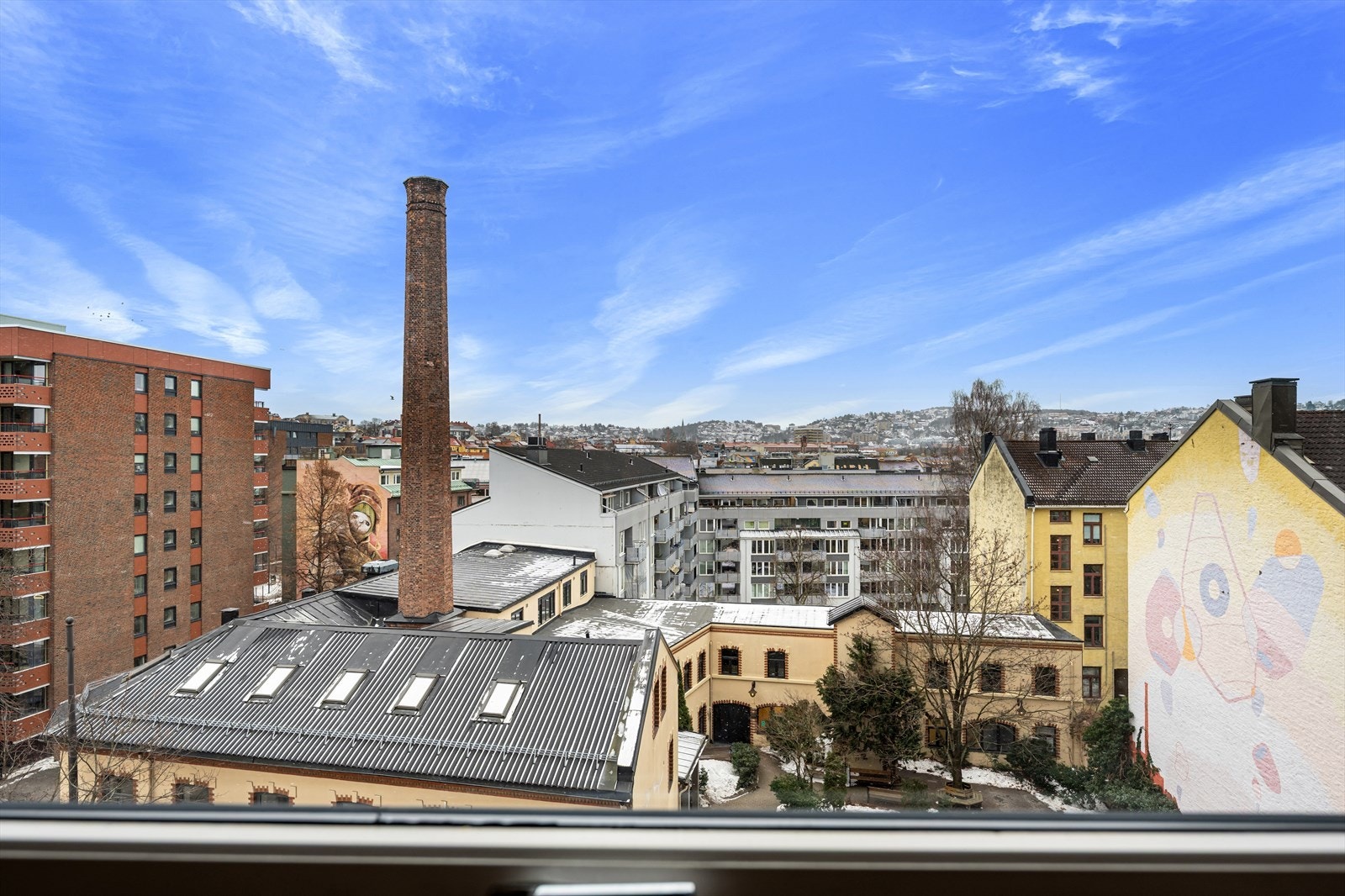 Utsyn fra balkong Galleribilde