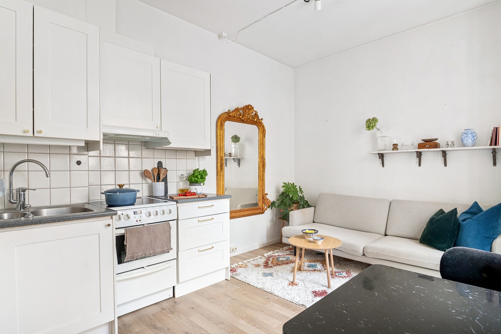 Lave felleskostnader med fyring inkludert. Galleribilde