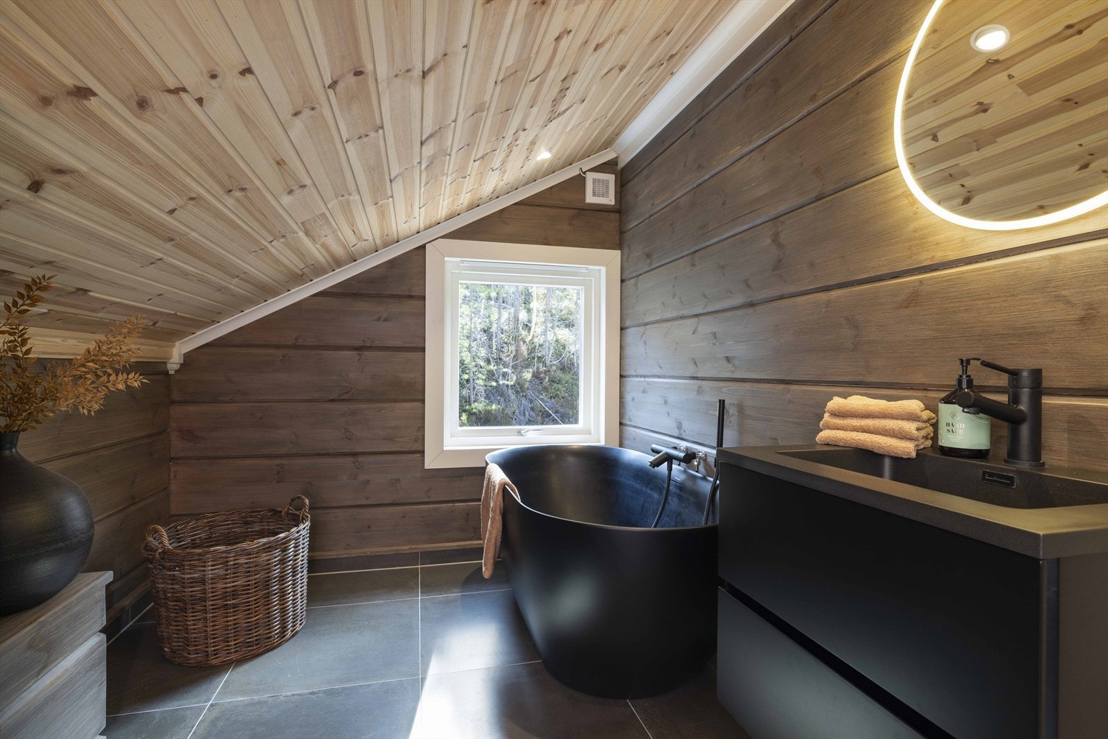 Spotter i tak Galleribilde