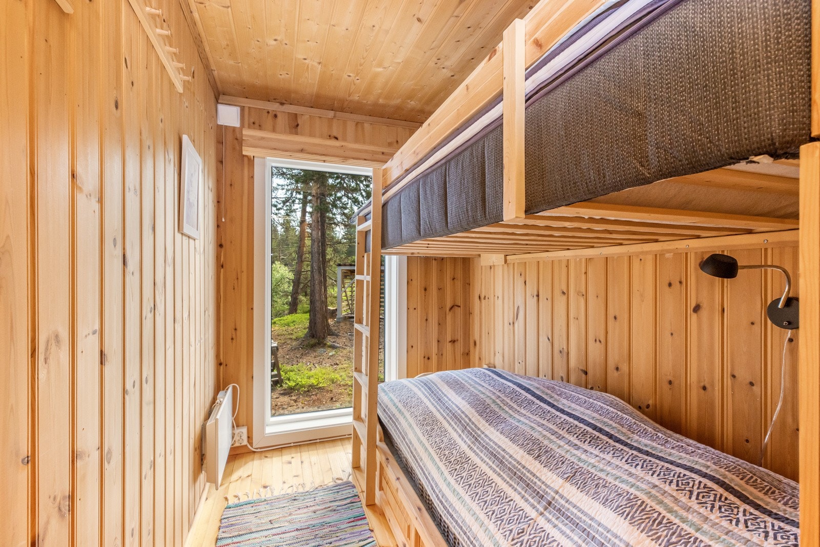 Dette rommet med enkeltkøyeseng Galleribilde