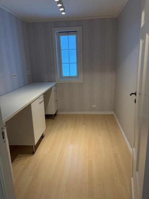 Bod/kontor (6,5 kvm) Galleribilde