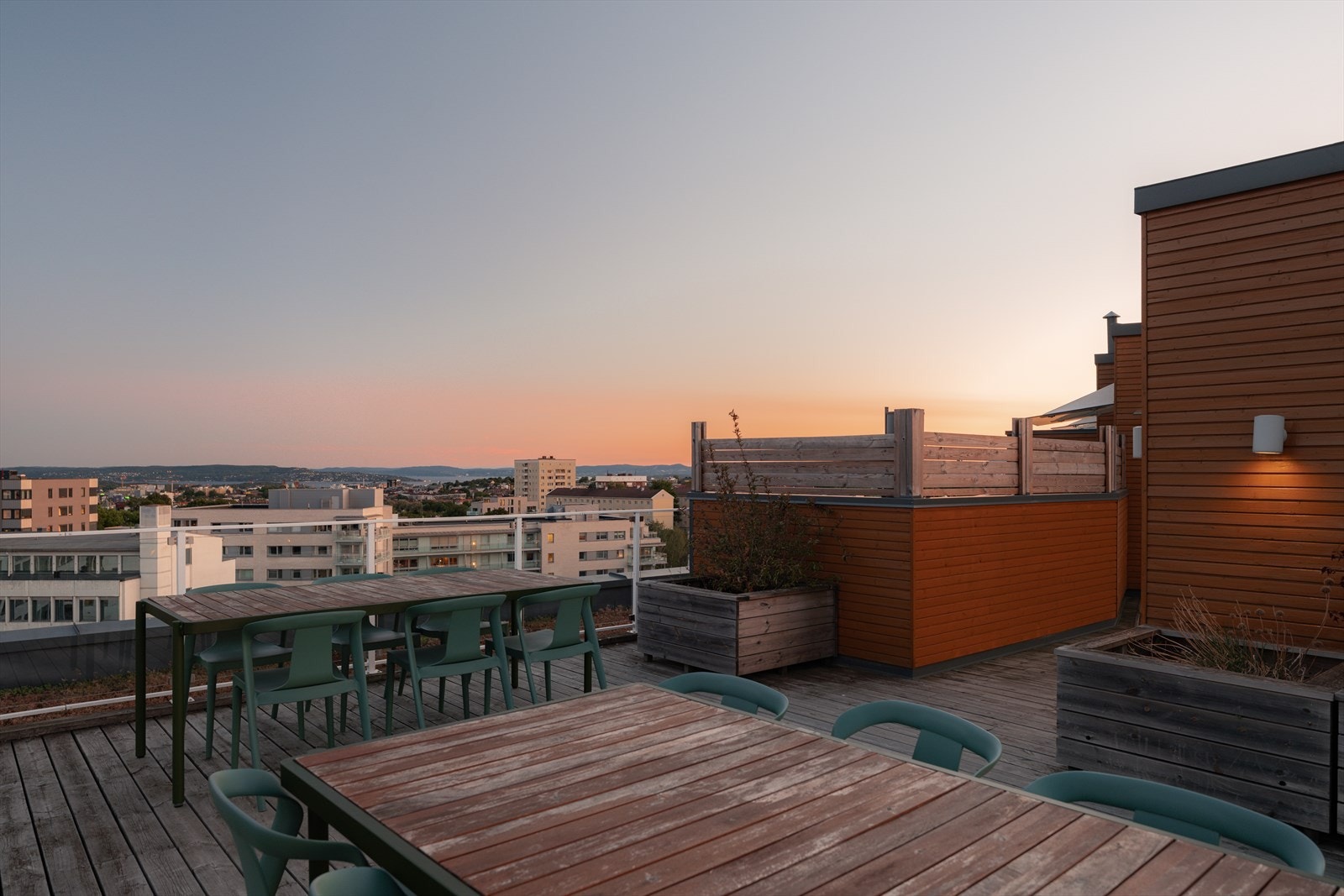 Her er det fantastisk utsikt og sol hele dagen Galleribilde