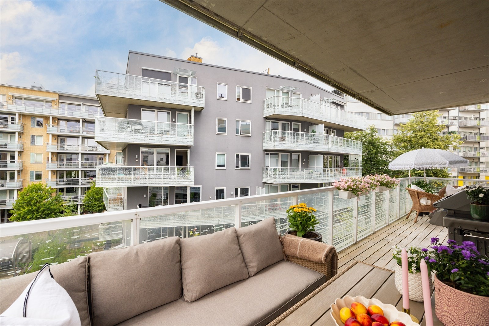 Her kan du nyte varme sommerdager Galleribilde