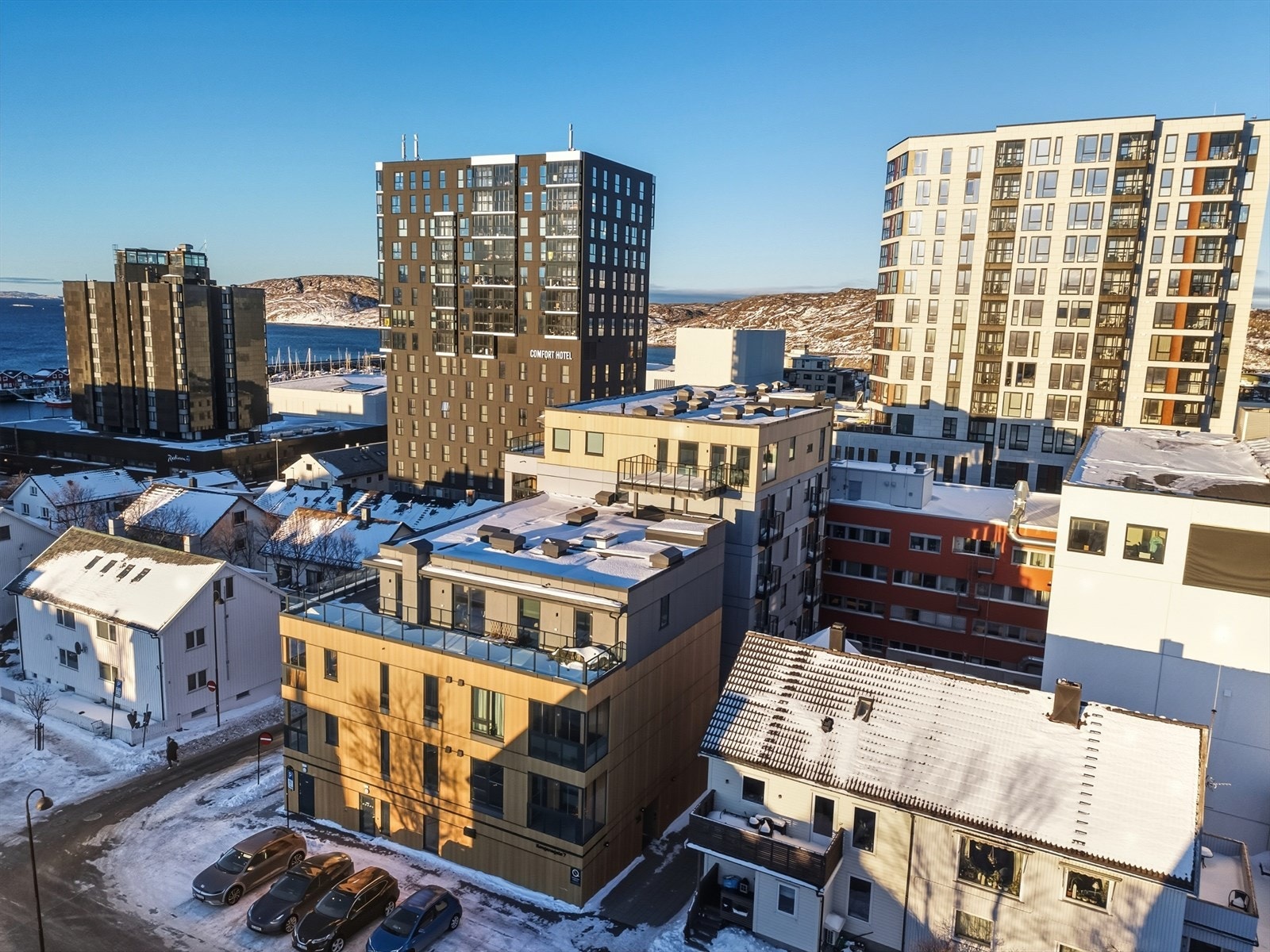 Med boligen følger det også en bod i kjelleretasjen oppmålt til ca. 3 kvm. Galleribilde