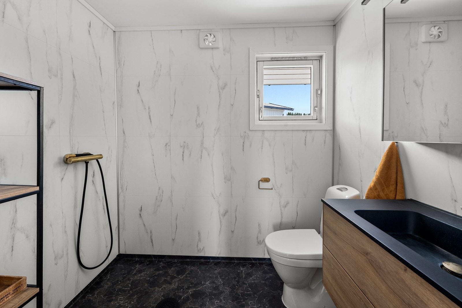 Her er det opplegg til dusj Galleribilde