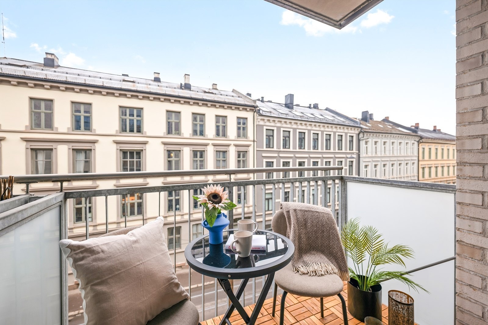 Her får du morgensol og er det perfekte stedet å nyte morgenkaffen! Galleribilde