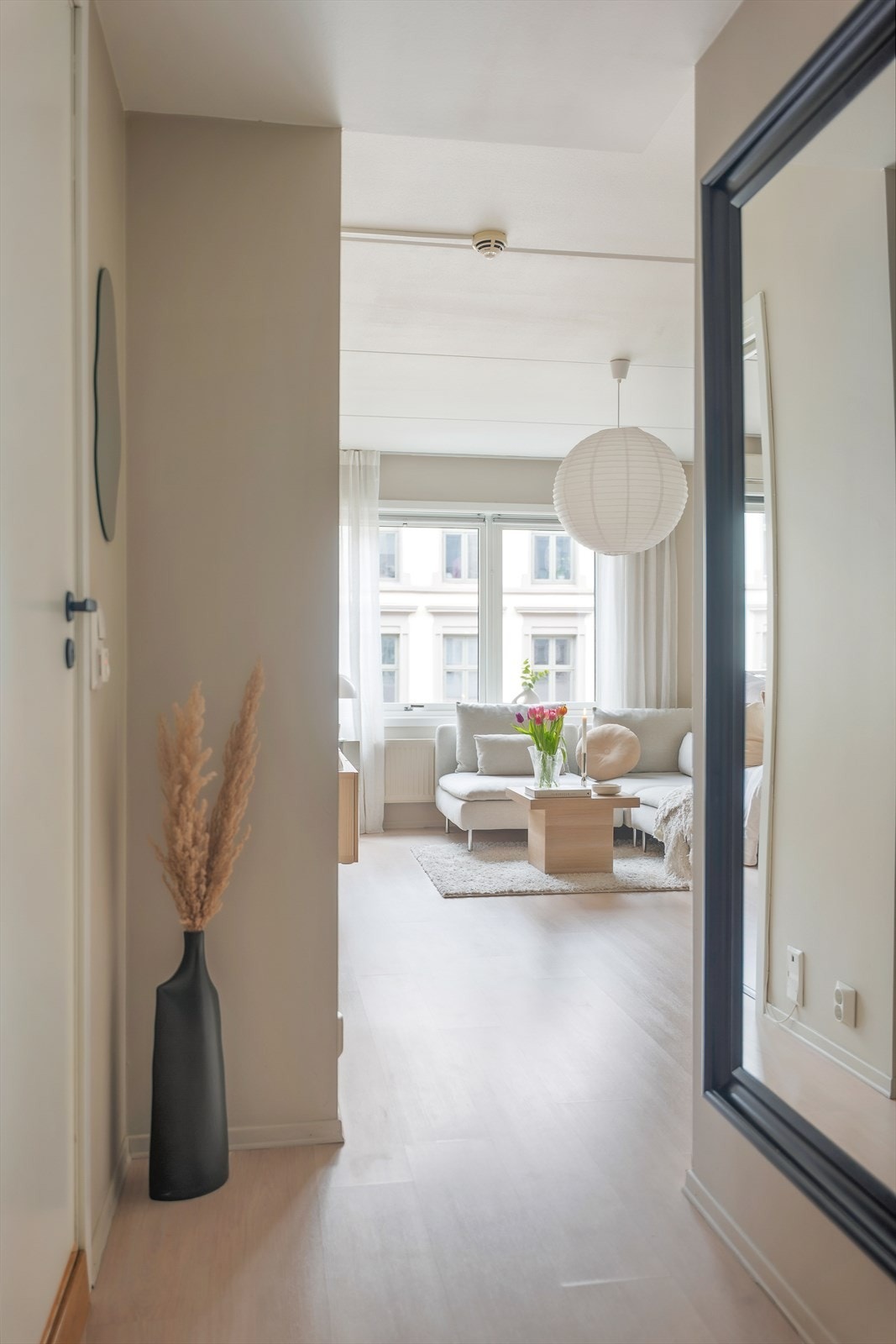 I inngangspartiet har man adgang til baderommet. Galleribilde