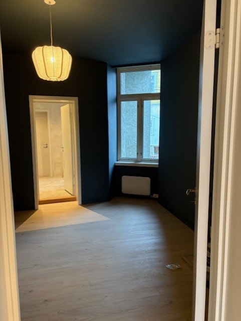 Soverom med tilhørende bad Galleribilde