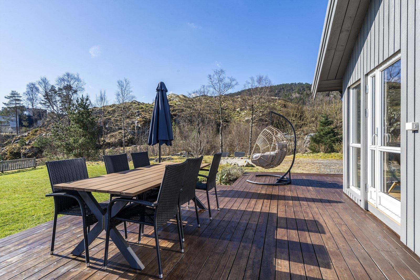 Nybeiset terrasse Galleribilde