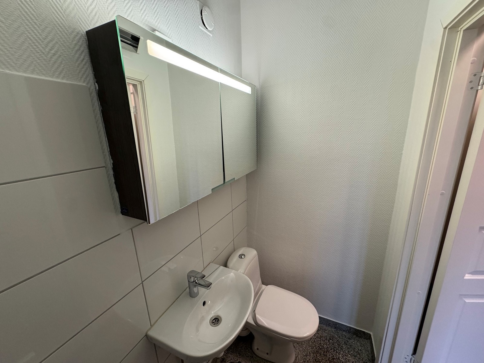 Det finnes vaskekjeller. Galleribilde