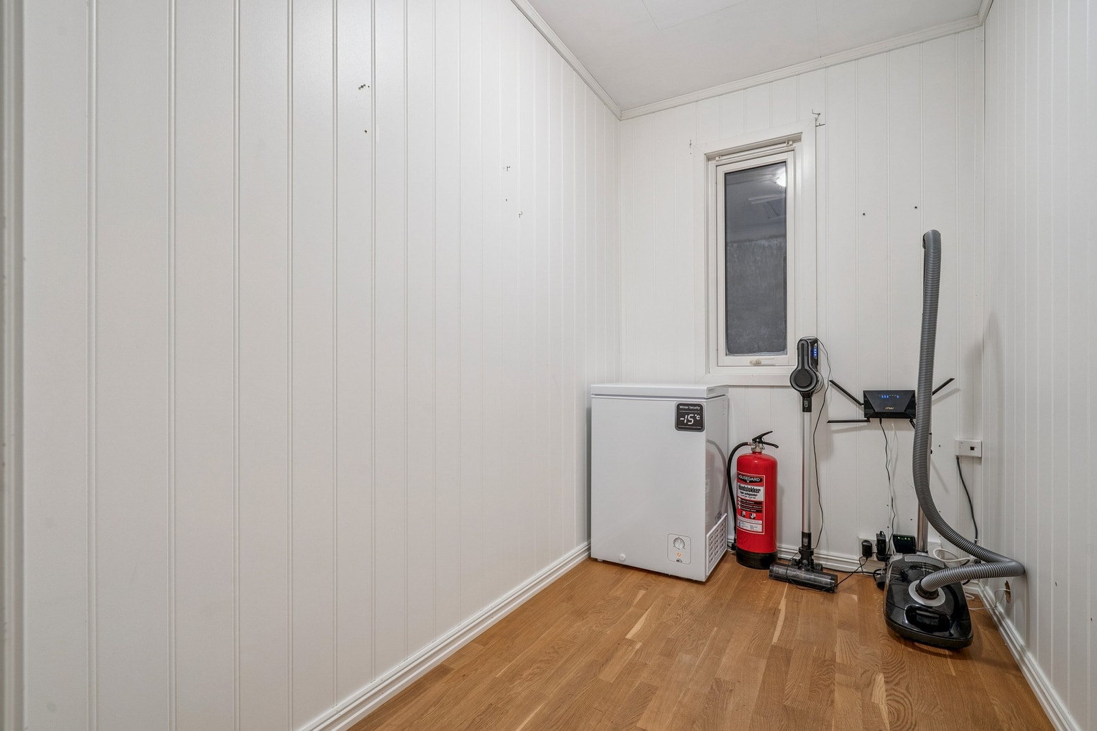 En innvendig bod gir ekstra lagringsplass. Galleribilde