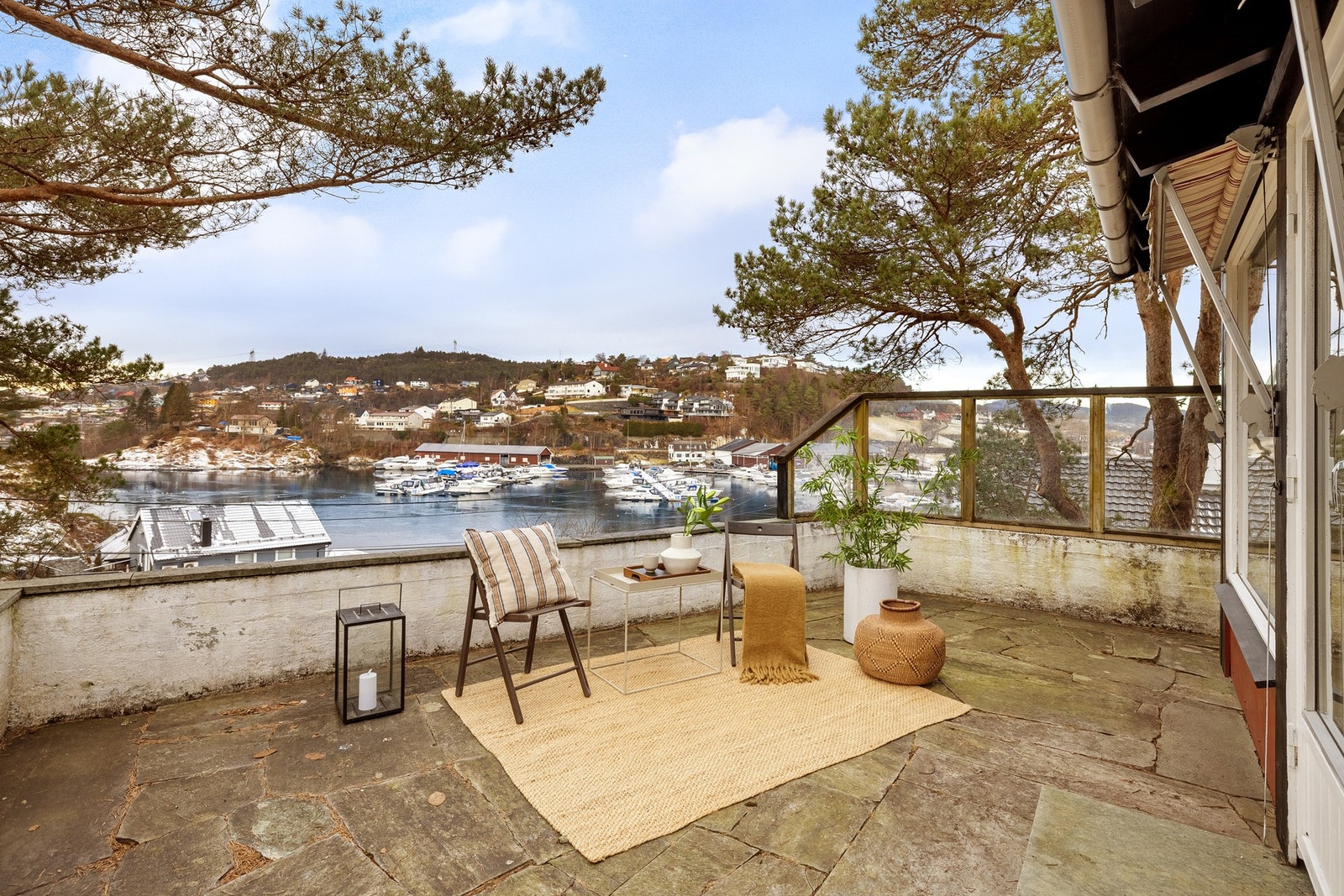 Huset er fra 1969 og har særpreg i fleng. Dette er og kan fortsette å være et virkelig drømmehjem. Galleribilde