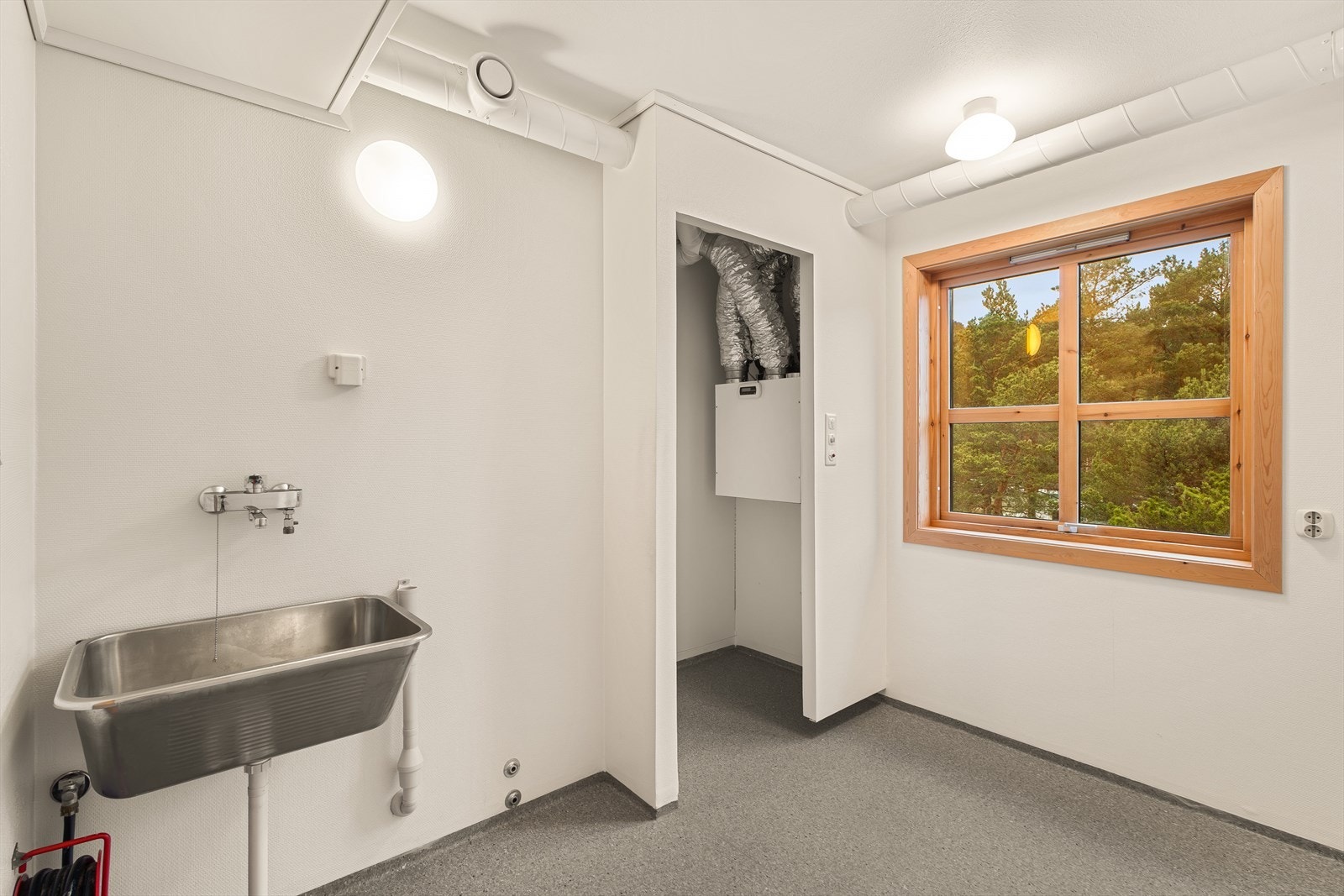 Stort, separat vaskerom! Galleribilde