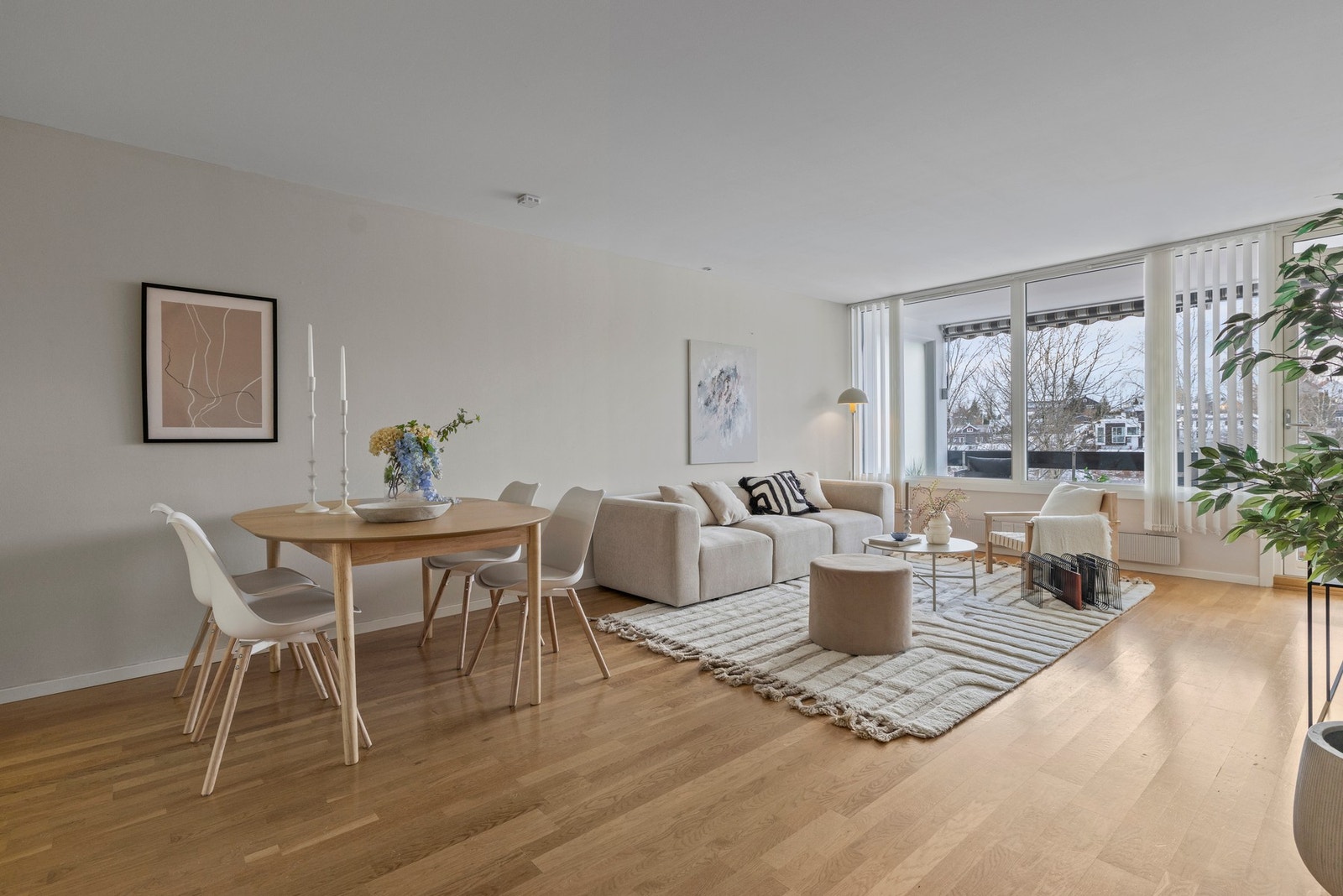 Velkommen til Landingsveien 130 - Presentert av Hannah Douglas v/Privatmegleren Park // #Foto: Marika Galleribilde