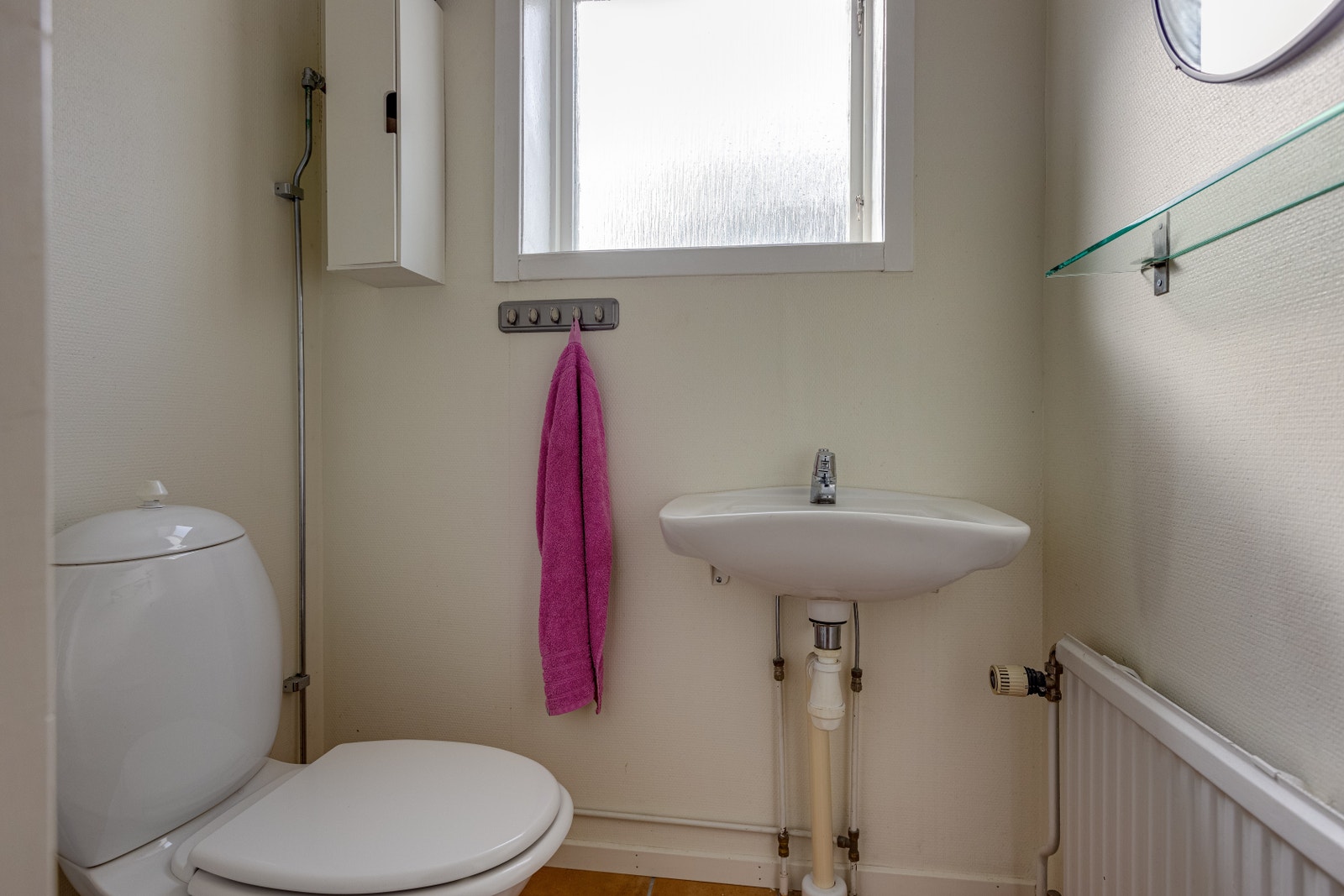 Wc i uthyrningsenheten Galleribilde