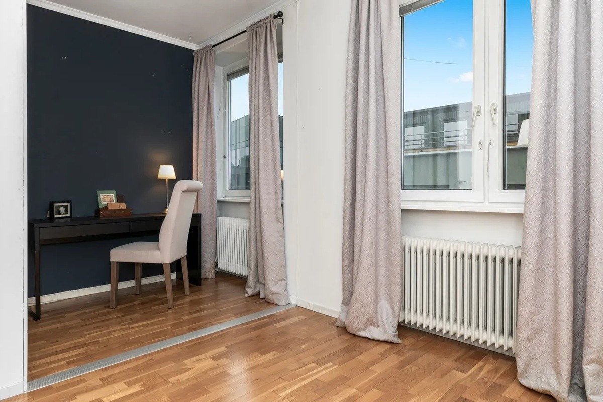 Alle soverom har fått nye romløsninger etter oppussing se plantegningen. Galleribilde