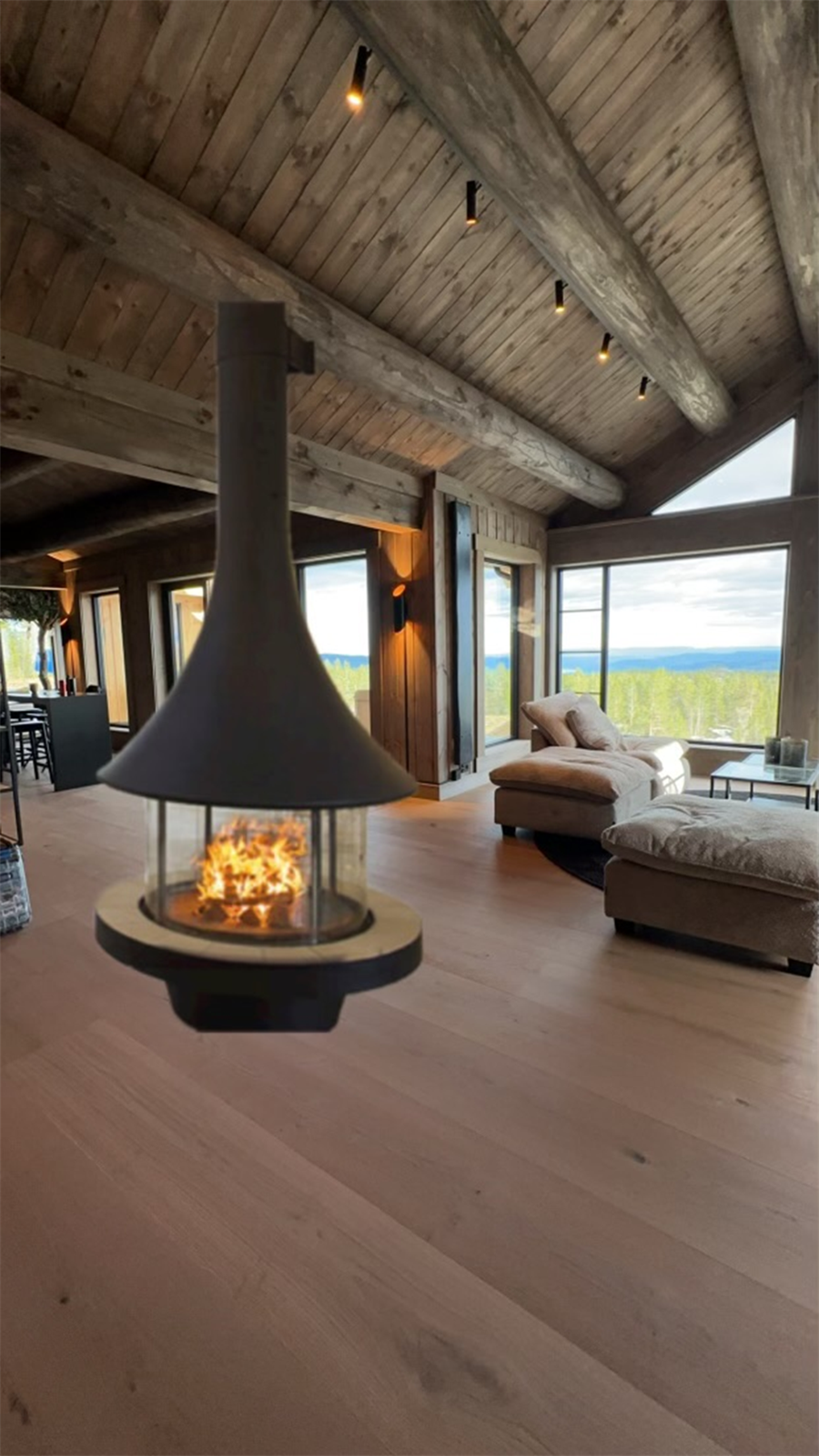 Det vil bli montert en eksklusiv peis, som blir hengende fra taket. Peisen er håndlaget på spec fra Frankrike. Galleribilde