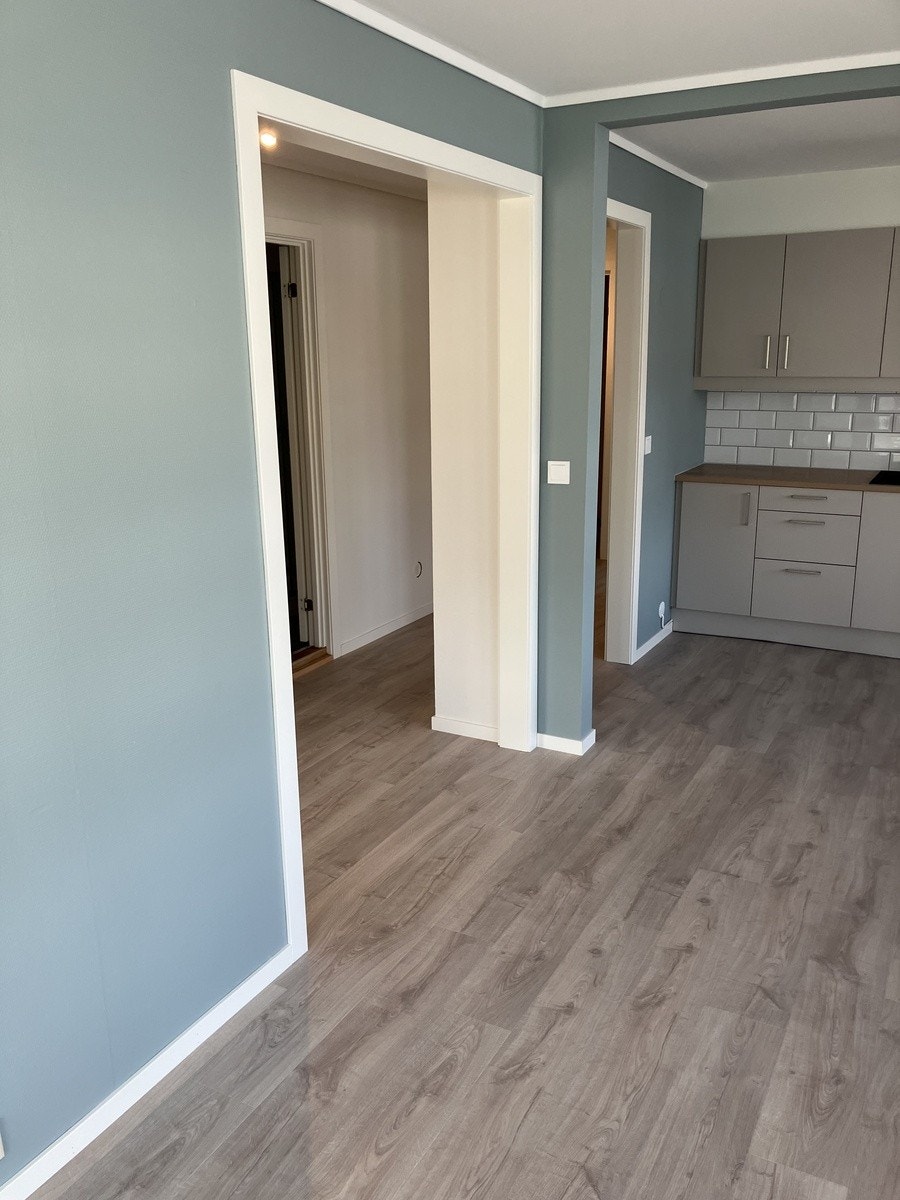 Stue mot gang Galleribilde