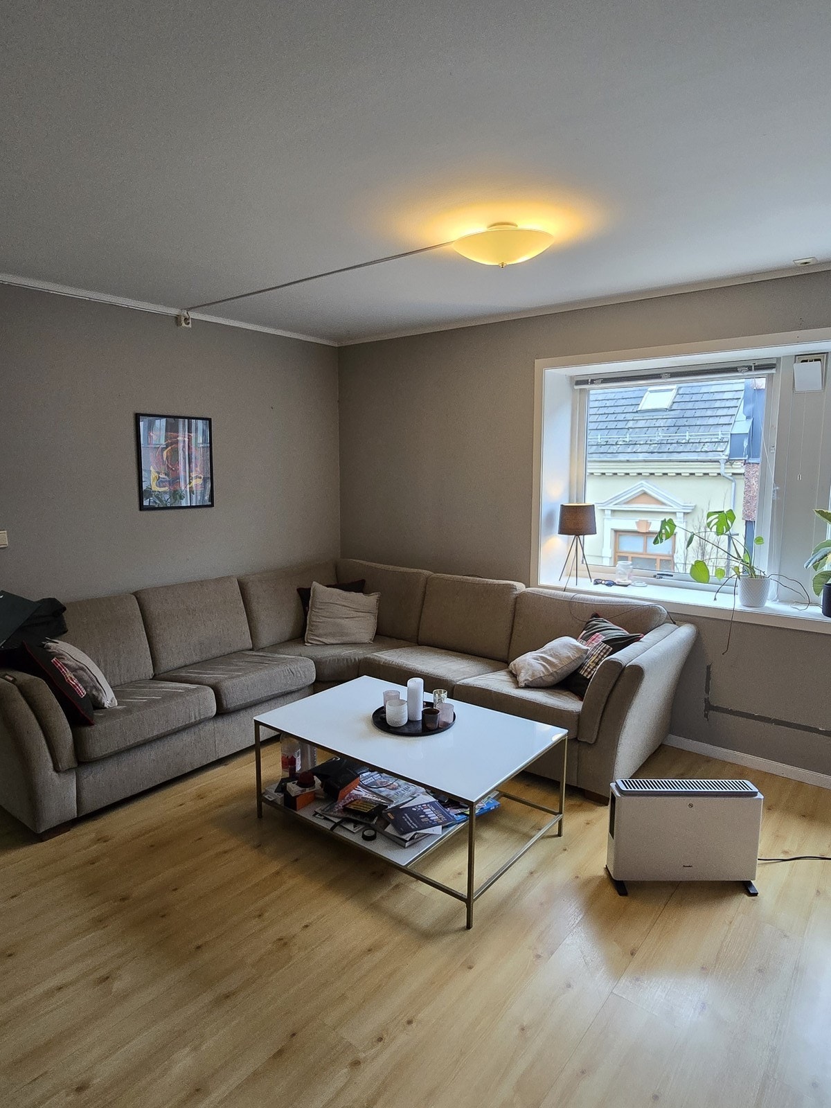 Stor stue Galleribilde