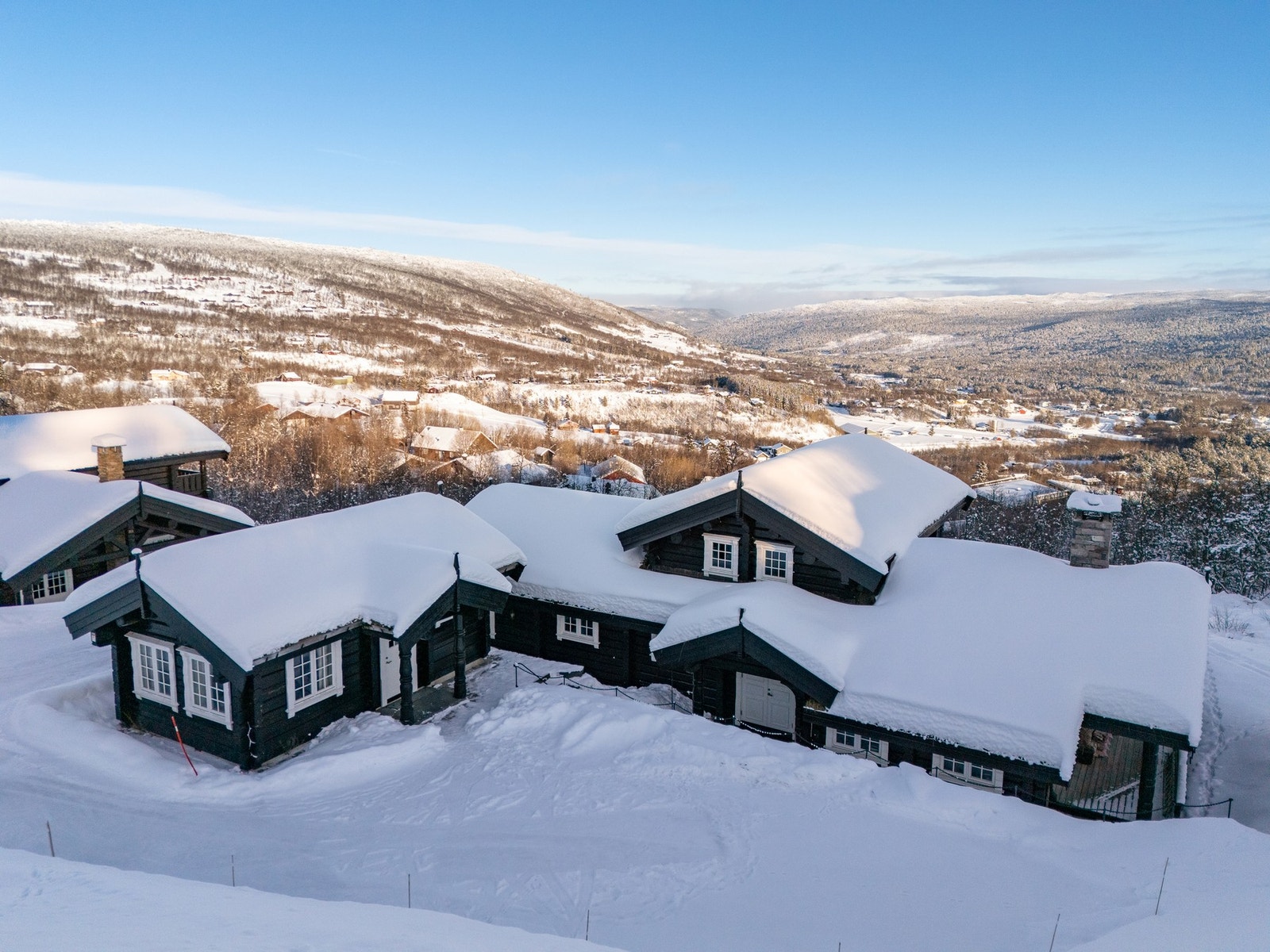 Hytten har en nydelig beliggenhet med ski inn / ski ut Galleribilde