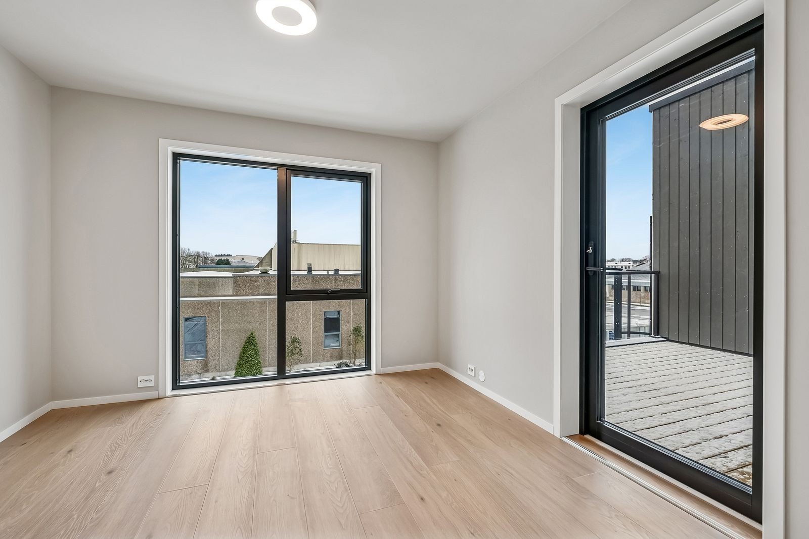 Utgang til balkong i 3. etg. Galleribilde