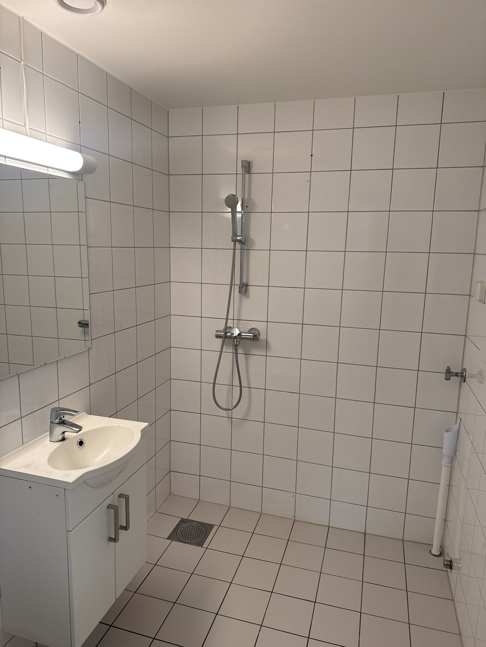 bad med opplegg til vaskemaskin Galleribilde