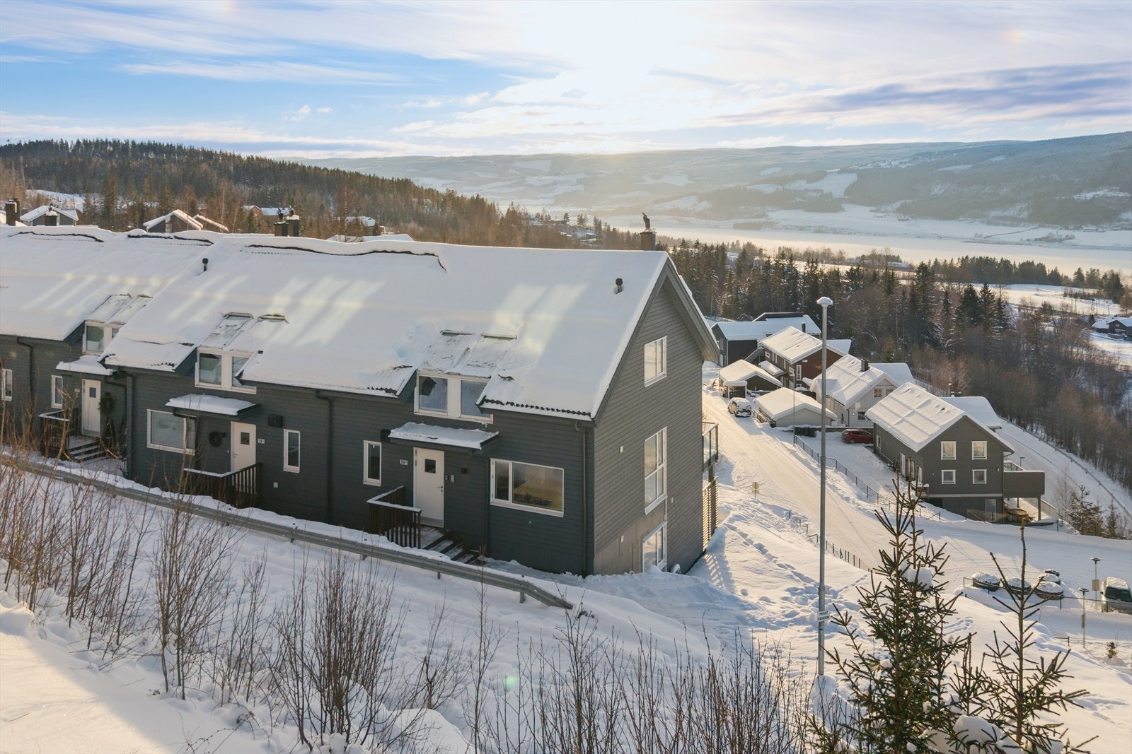 Leiligheten har en fin beliggenhet som endeleilighet mot nord. Galleribilde