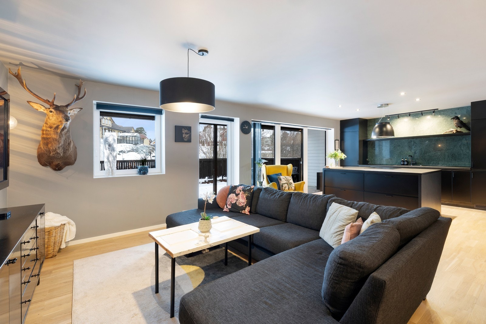 Velkommen til denne lekre leiligheten i Ramshaugveien 1. Galleribilde