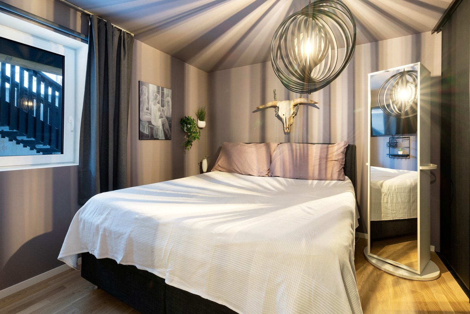 Soverom. Galleribilde