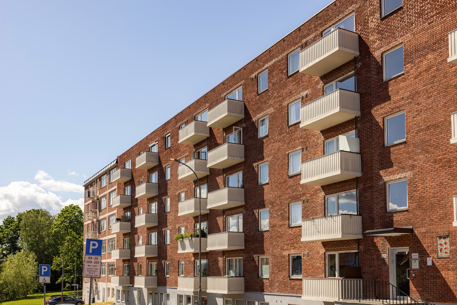 Sommerbilde. Galleribilde