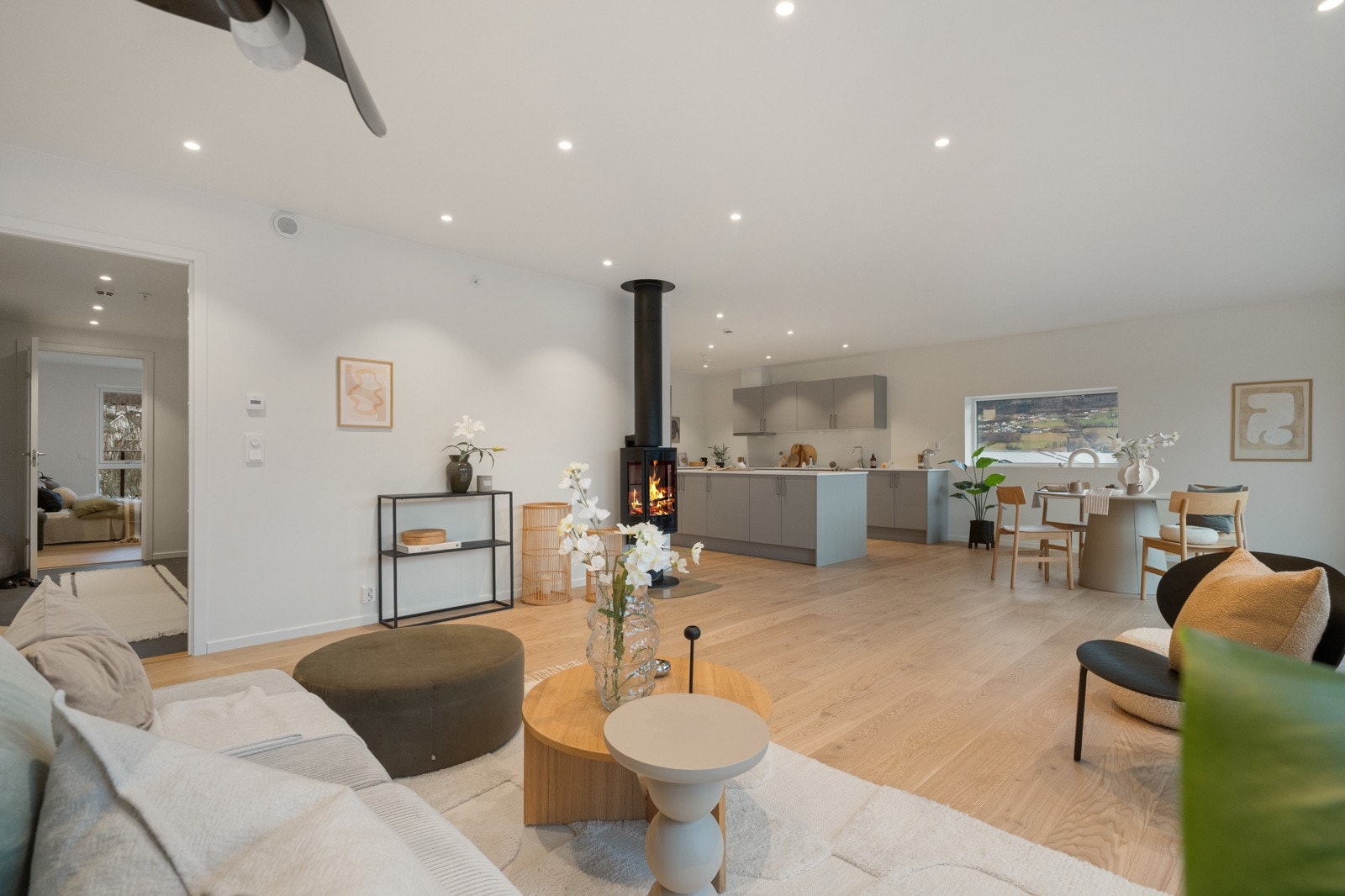 Velkommen til Eskelandsvegen 8. Galleribilde