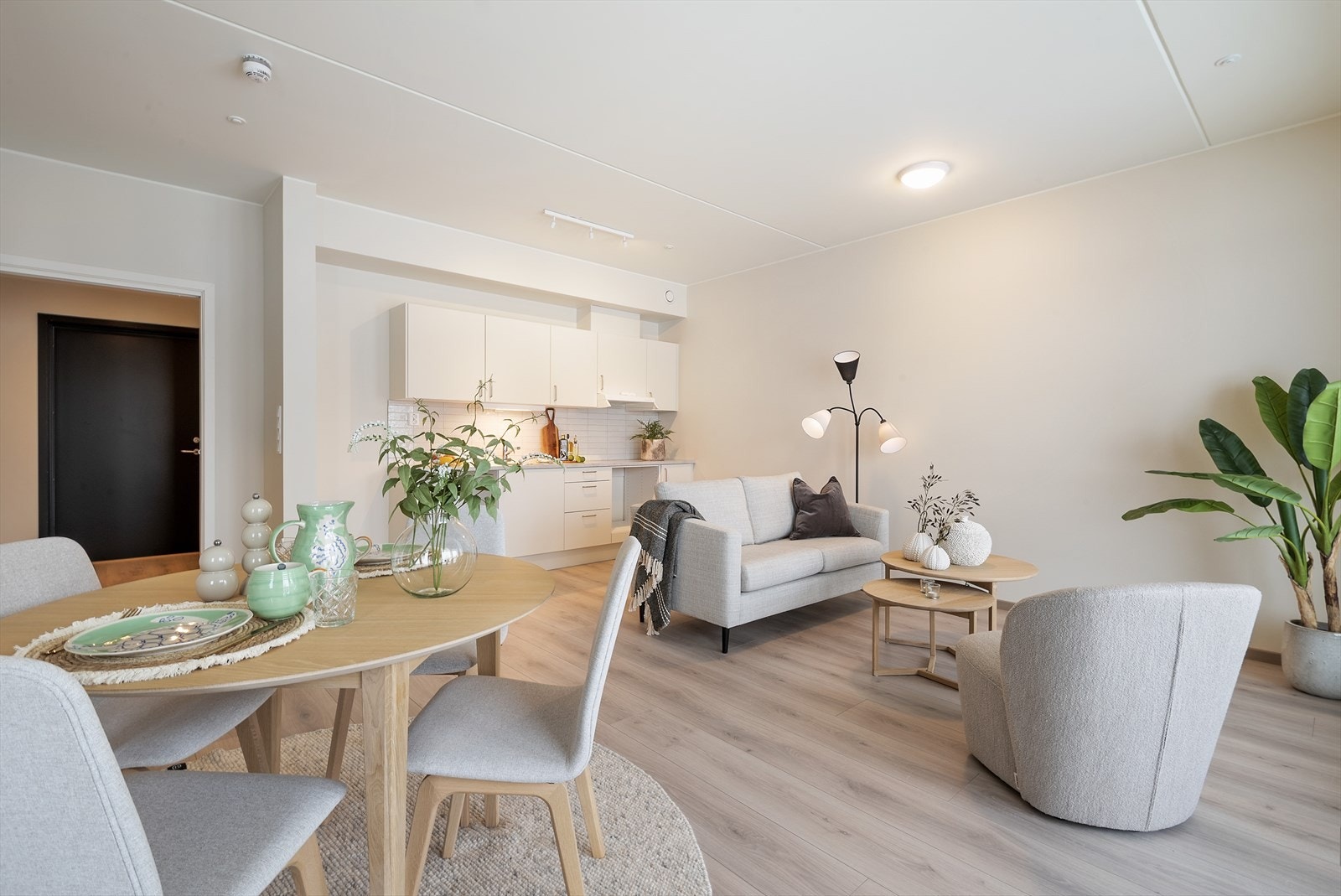 Med åpen løsning skapes en god romfølelse. Galleribilde